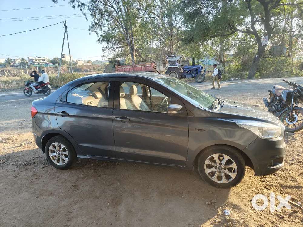 Ford Aspire Titanium 2017