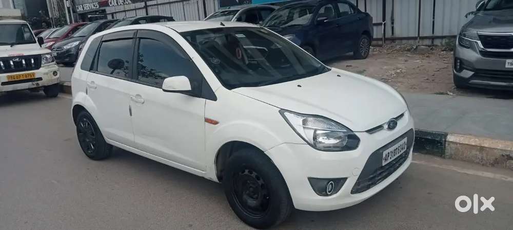 Ford Figo 2012 Petrol 39000 Km Driven