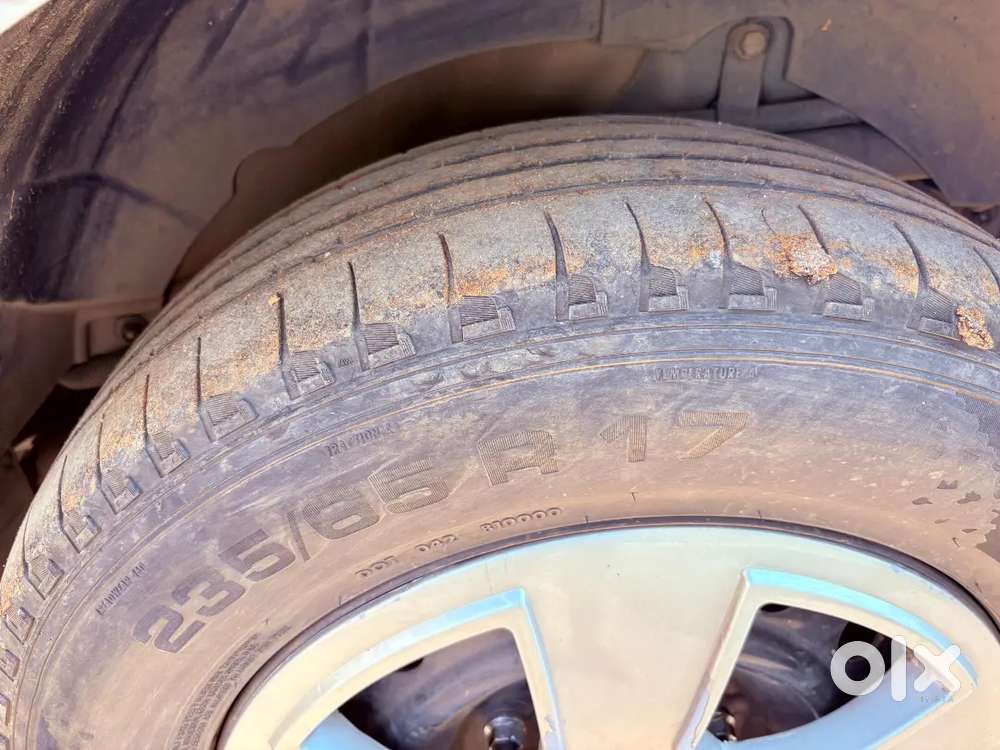 Mahindra Xuv500 2016 Diesel 137718 Km Driven