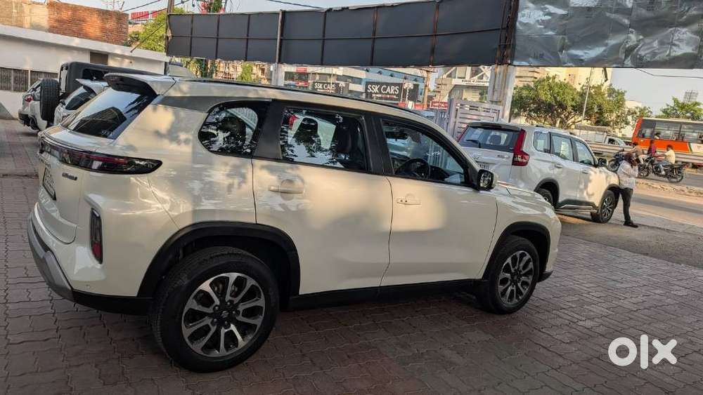 Maruti Suzuki Grand Vitara 1.5 Sigma Smart Hybrid, 2025, Petrol