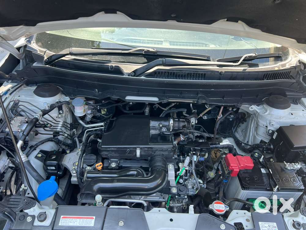 Maruti Suzuki Brezza 1.5 Vxi Smart Hybrid, 2022, Petrol