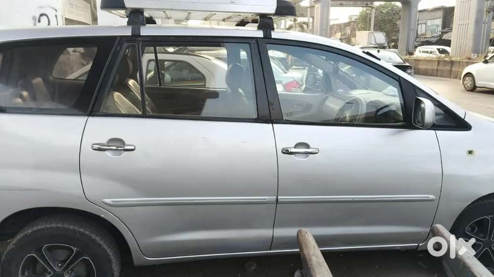 Toyota Innova 2005 Petrol 25801 Km Driven