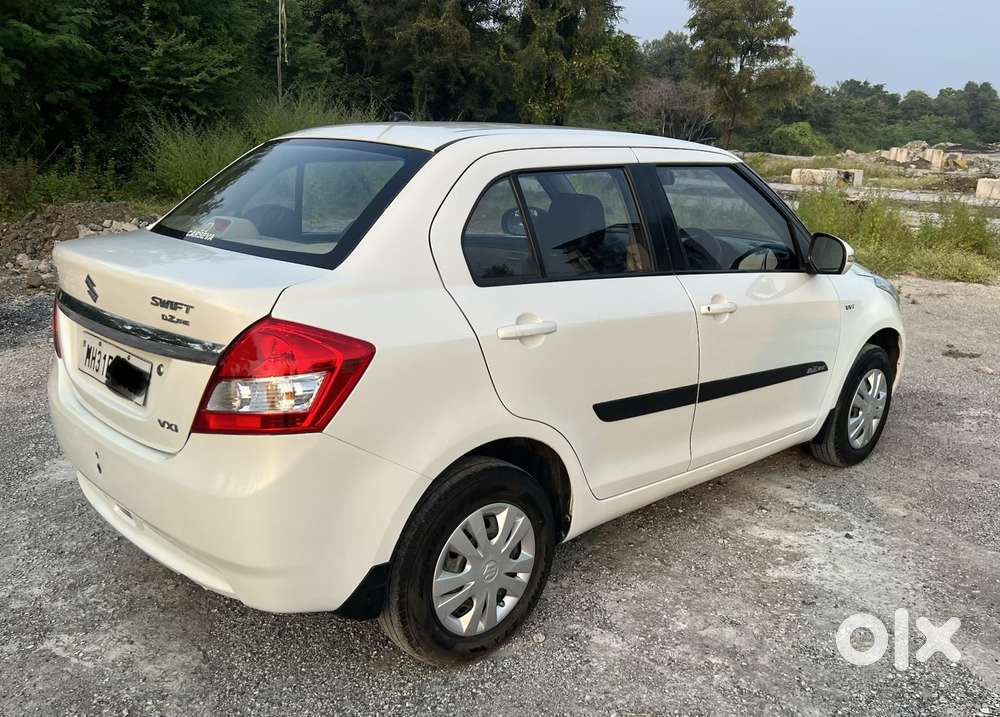 Maruti Suzuki Swift Dzire Vxi Regal Limited Edition Mt, 2014, Petrol