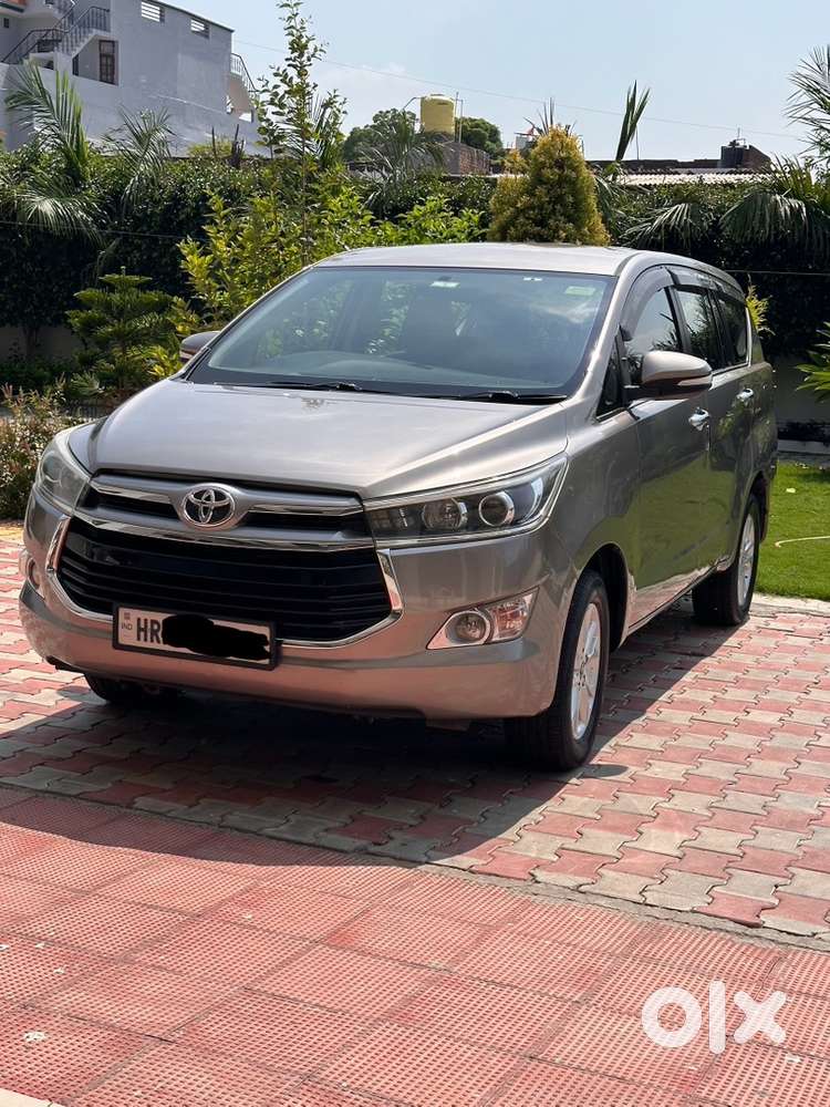 Toyota Innova Crysta 2.4 V 2016 Diesel