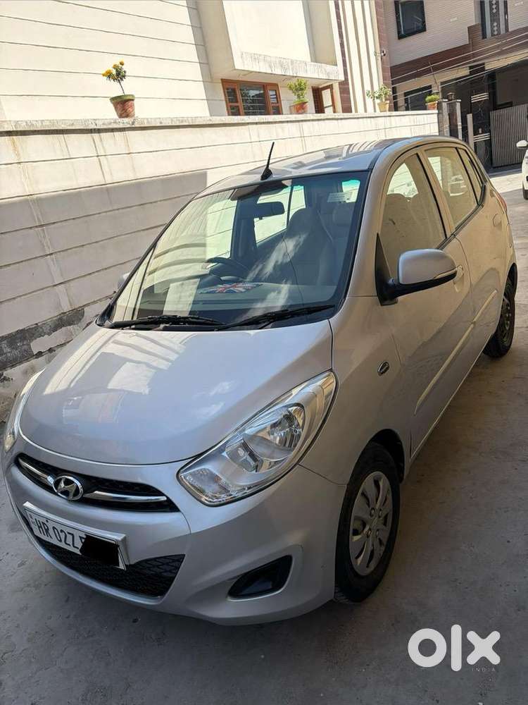 I10 Sportz Top Model