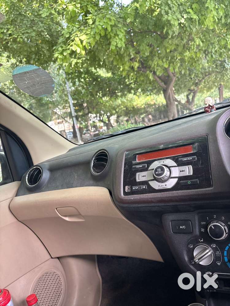 Honda Amaze Petrol 2013