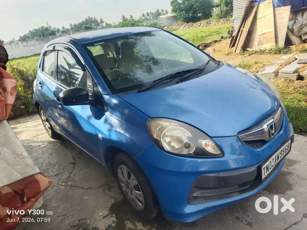 Honda Brio 2013 Petrol 110500 Km Driven