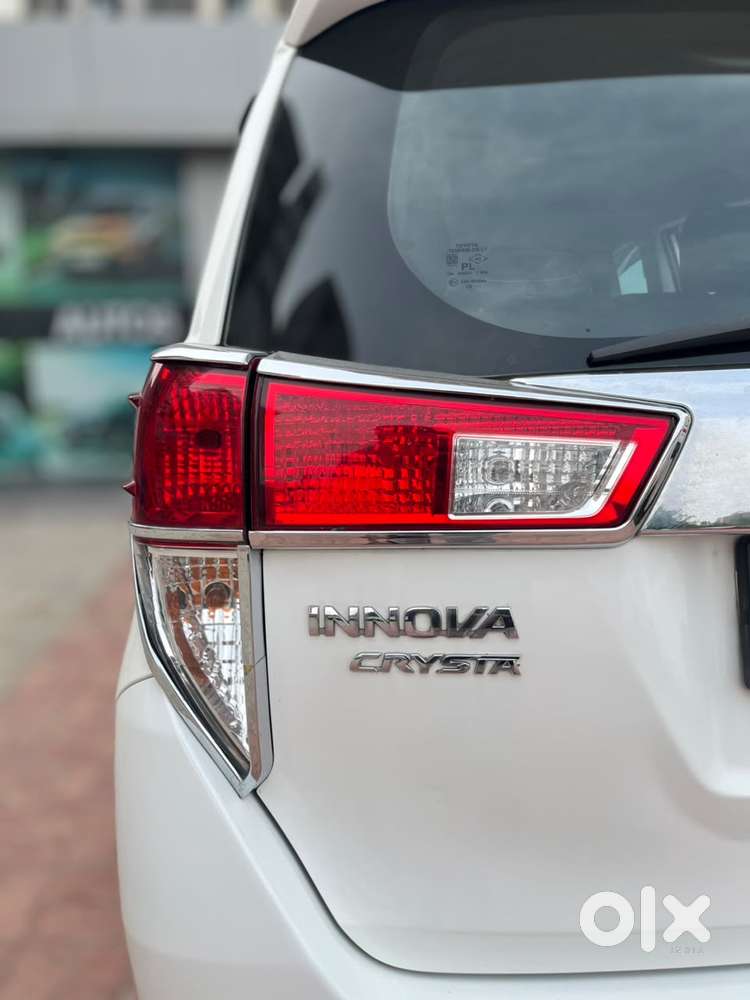 Toyota Innova Crysta 2.4 G Mt, 2021, Diesel