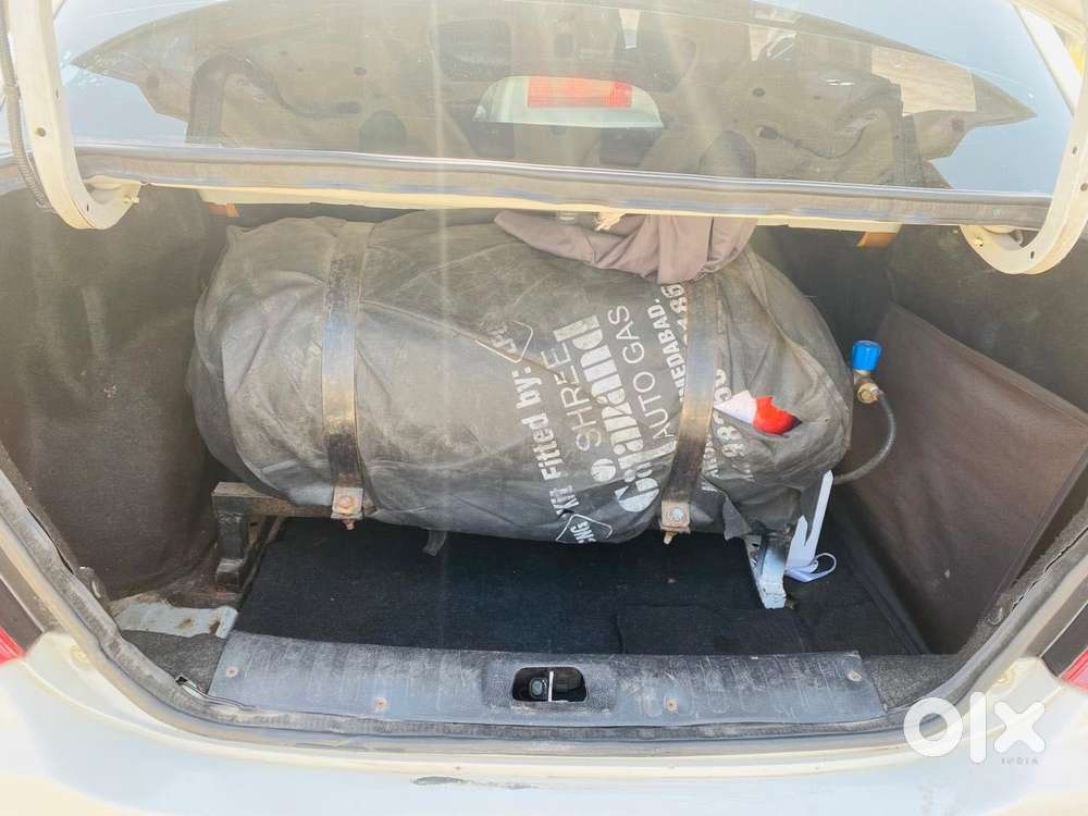 Maruti Suzuki Swift Dzire 1.3 Vxi, 2018, Cng & Hybrids