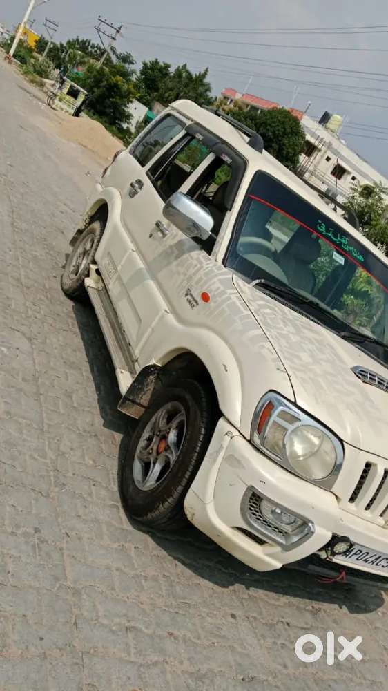 Mahindra Scorpio Classic 2010 230000