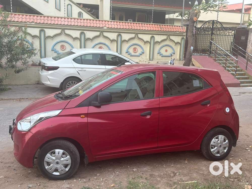 Hyundai Eon 2015 Petrol Well Maintained