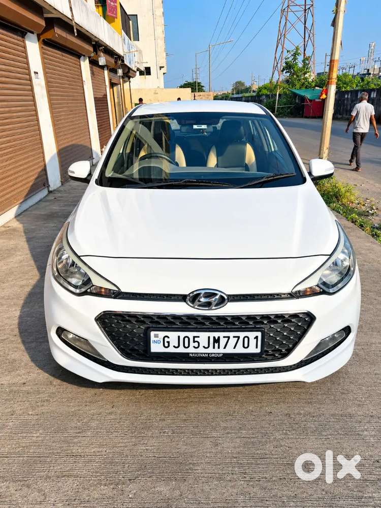 Hyundai I20 Asta July/2015 Model Cng And Petrol