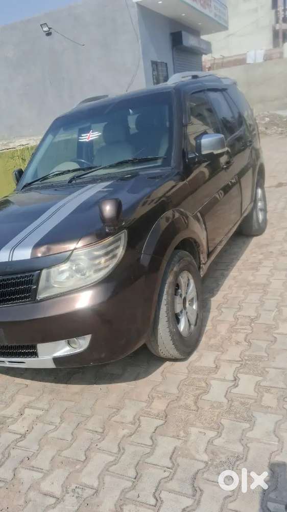 Tata Safari Storme 2014 Diesel 105000 Km Driven