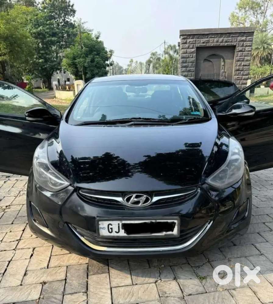 Hyundai Elantra 2012