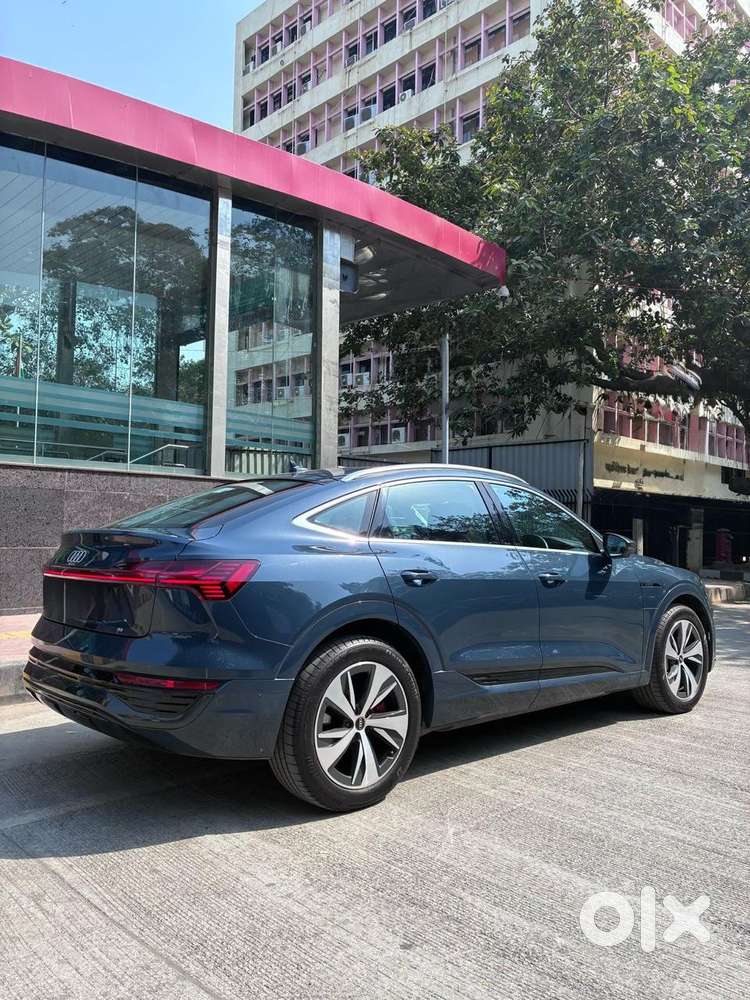 Audi E-tron 55, 2024, Electric
