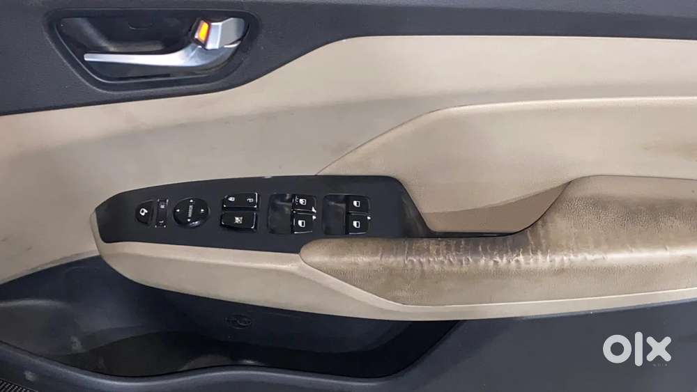 Hyundai Verna 1.6 Sx (o) Vtvt, 2018, Petrol