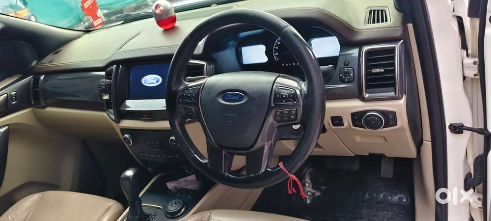 Ford Endeavour 3.2 Titanium At 4x4, 2016, Diesel