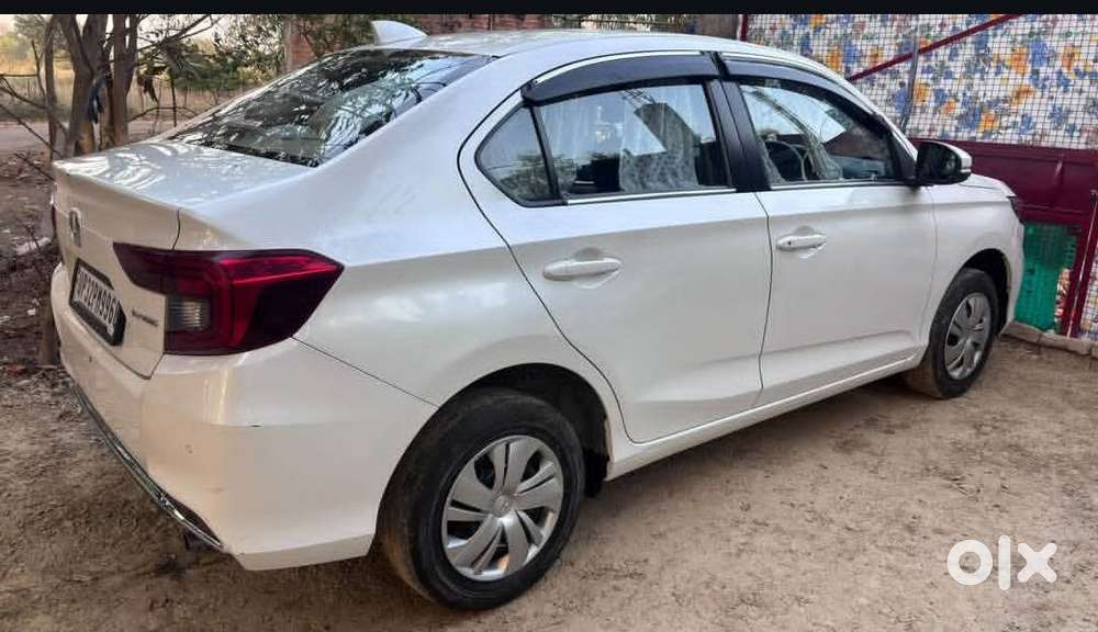 Honda Amaze 2024 Petrol