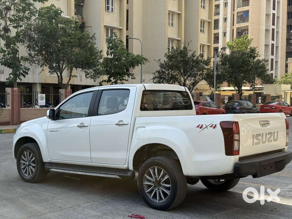 Isuzu V-cross Z 4x4 Mt, 2019, Diesel