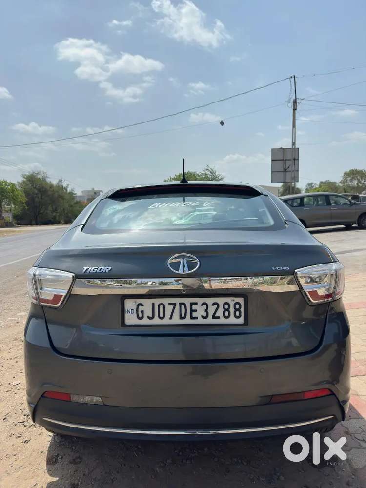 Tata Tigor 2022 Cng & Hybrids 80000 Km Driven