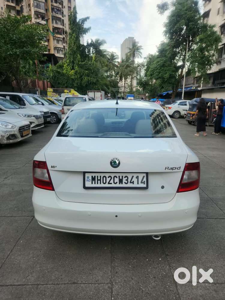 Skoda Rapid 1.6 Mpi Elegance, 2013, Petrol