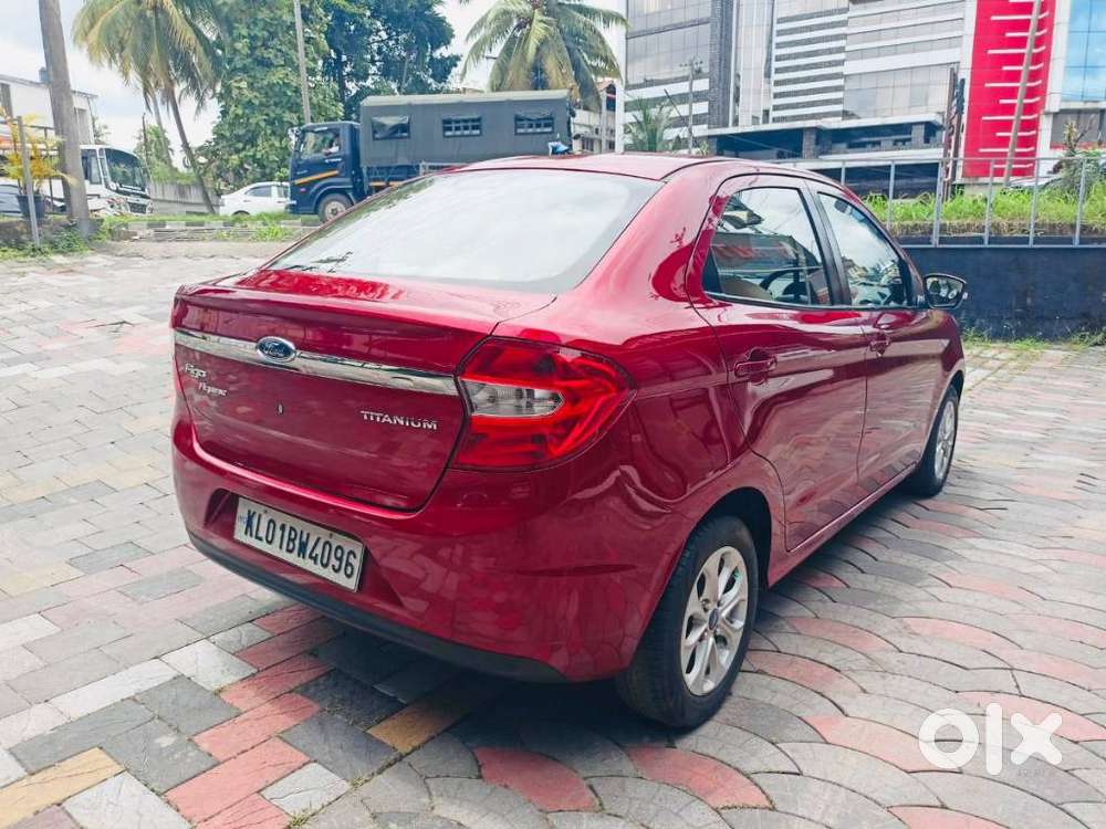 Ford Figo Aspire Titanium Automatic, 2016, Petrol