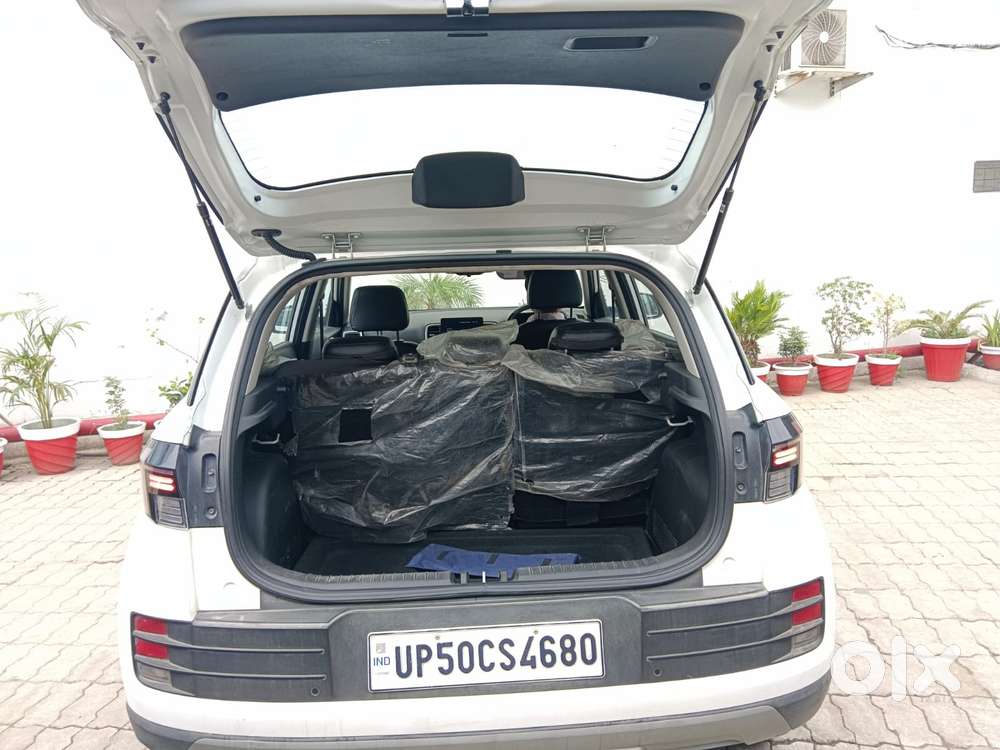 Hyundai Venue Sx, 2024, Petrol