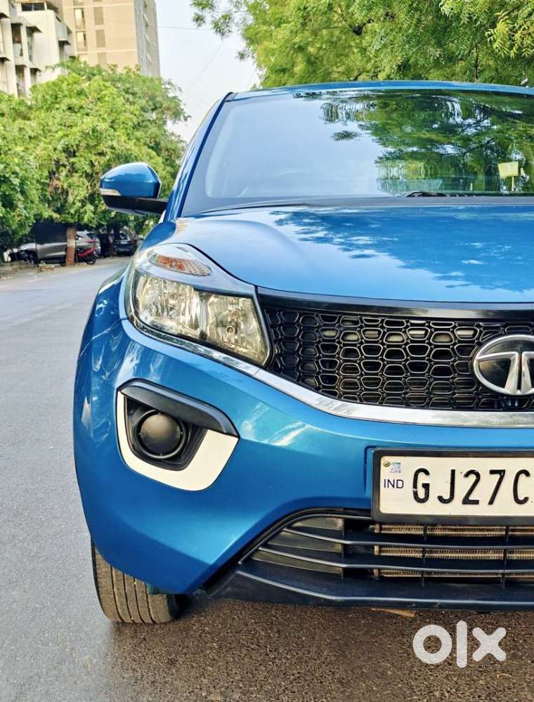 Tata Nexon 1.2 Revotron Xm (s), 2018, Cng & Hybrids