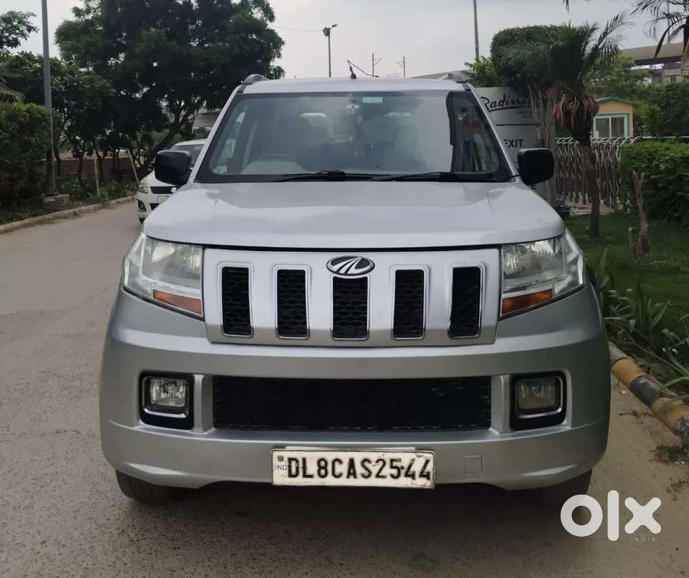 Mahindra Tuv 300 T8 Plus Amt, 2017, Diesel