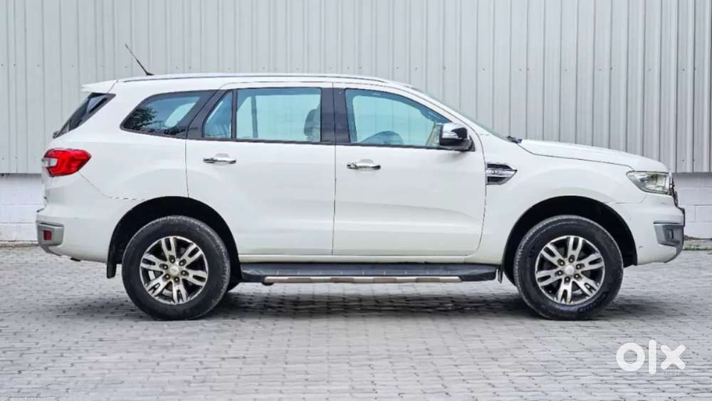 Ford Endeavour 3.2 Titanium At 4x4, 2016, Diesel