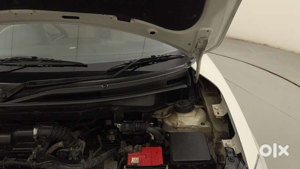 Maruti Suzuki Dzire 1.2 Zxi Amt, 2017, Petrol