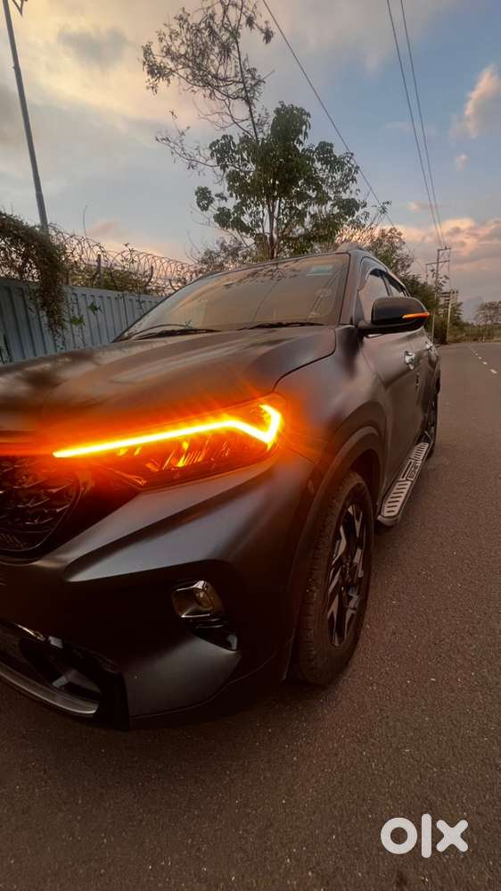 Kia Sonet Xline Dct ( Matte Colour )