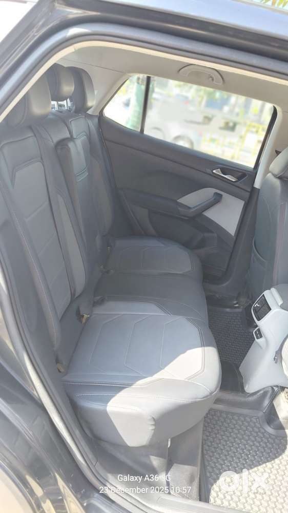 Skoda Kushaq 1.0 Tsi Ambition, 2022, Petrol