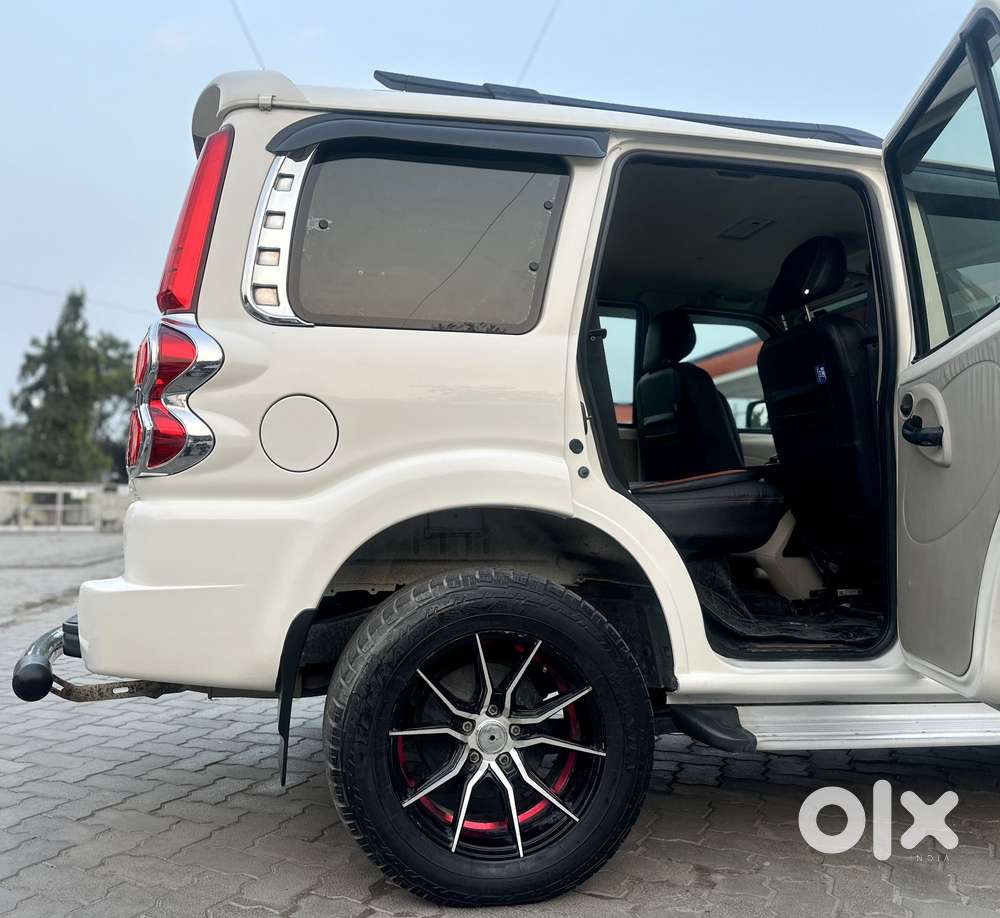 Mahindra Scorpio Classic 2.2 S Mt 7 Str, 2022, Diesel