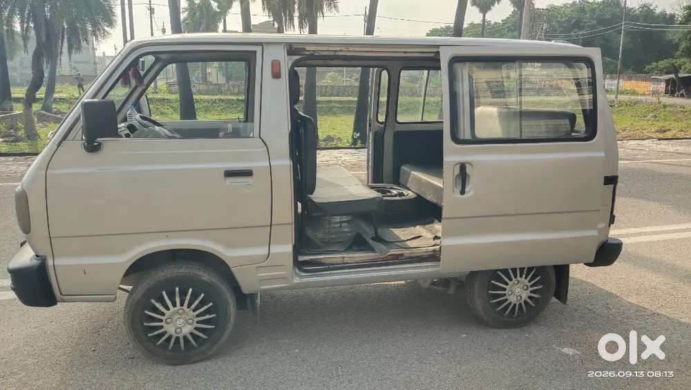 Maruti Suzuki Omni 2013