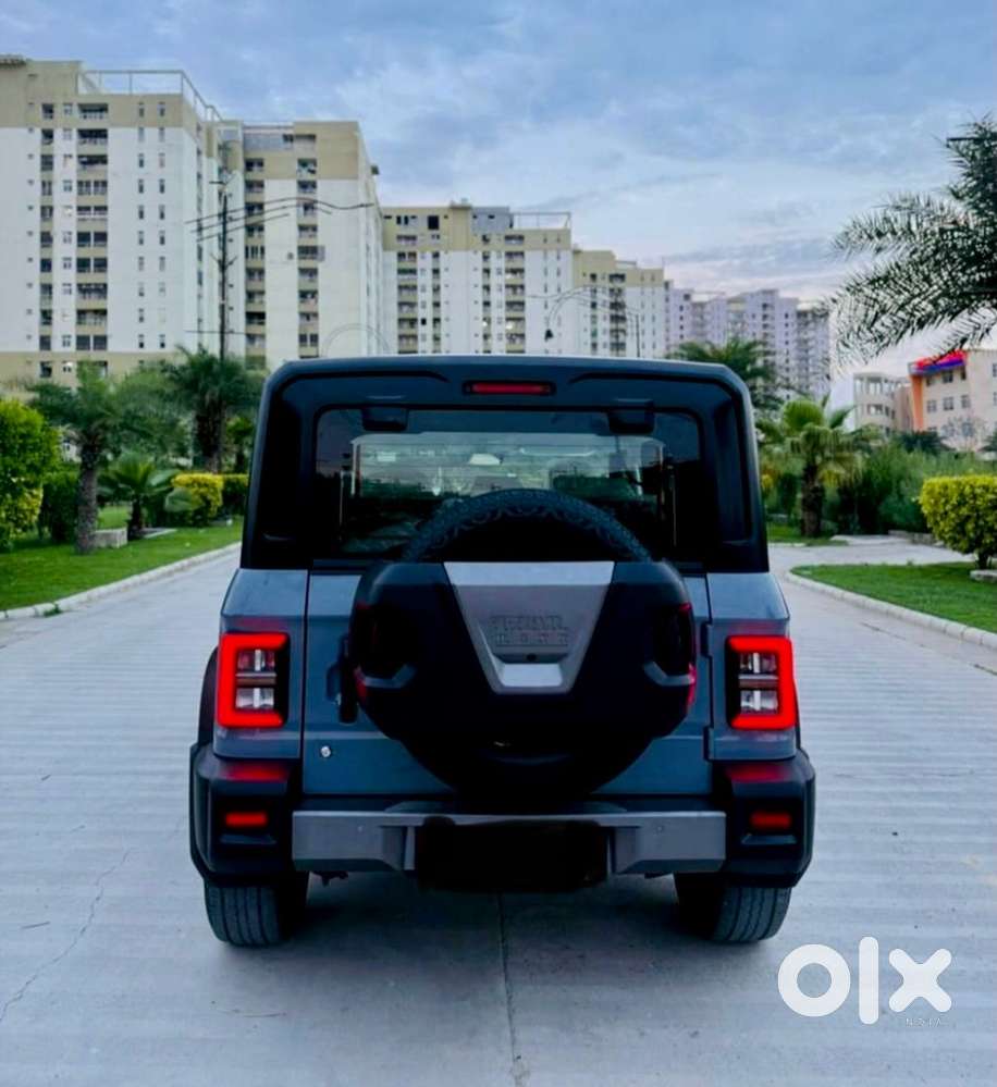 Mahindra Thar Roxx Mx5