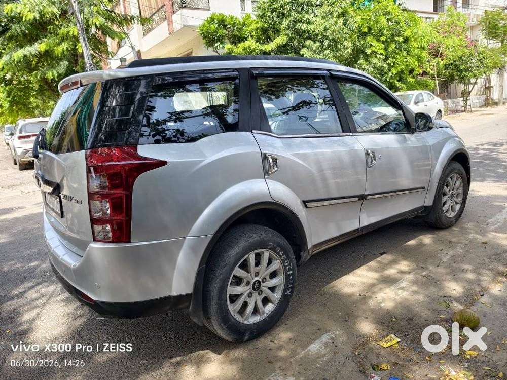 Mahindra Xuv500, 2017