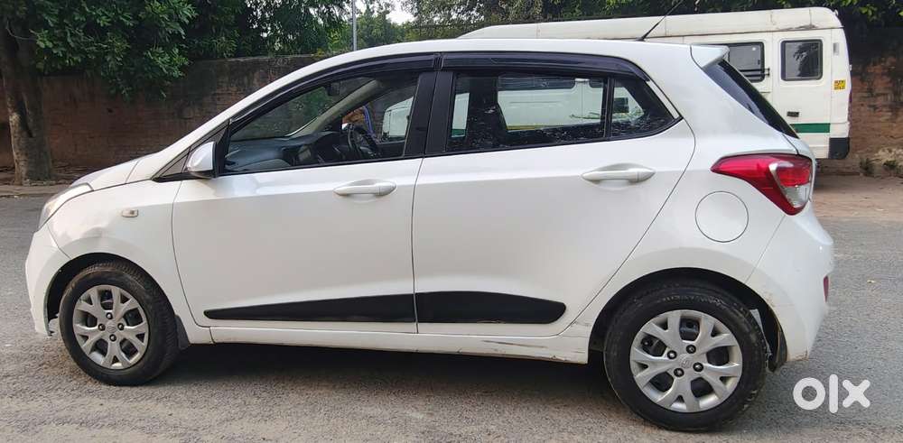 Hyundai Grand I10 Sportz 1.2 Kappa Vtvt, 2017, Cng & Hybrids