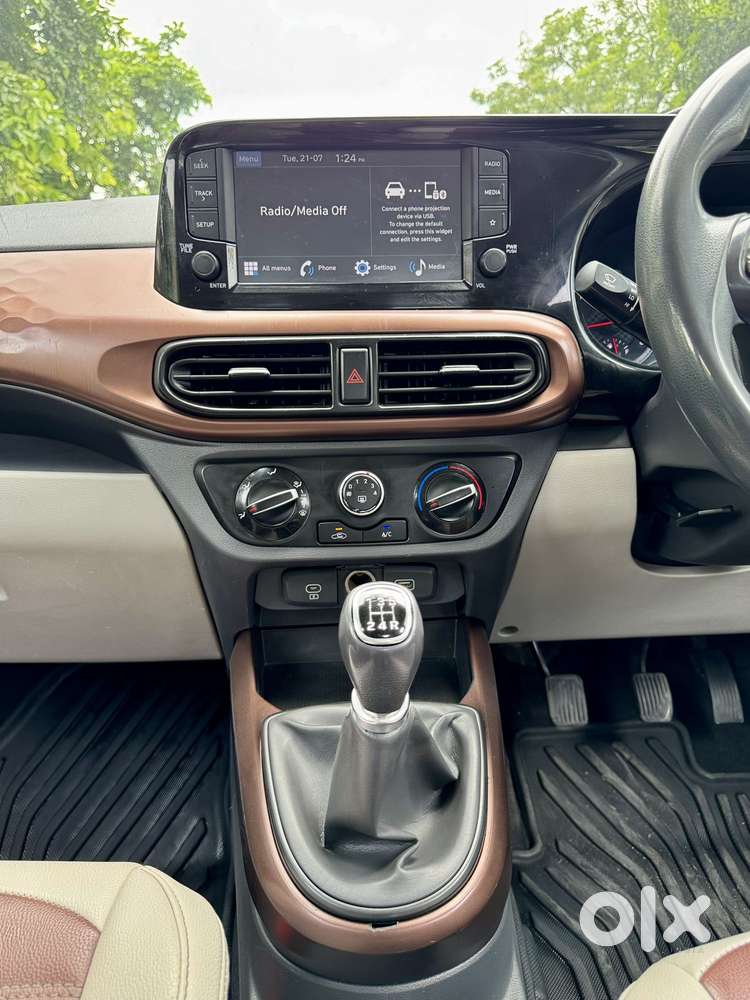 Hyundai Aura 1.2 Sx Cng, 2023, Cng & Hybrids