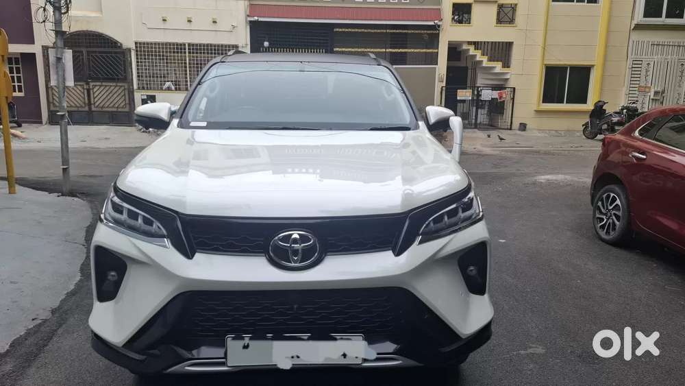 Toyota Fortuner Legender, 2022, Diesel