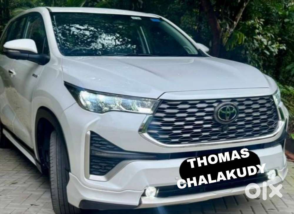 Toyota Innova Hycross 2.0 Zx (o) Hybrid 7 Str, 2023, Petrol