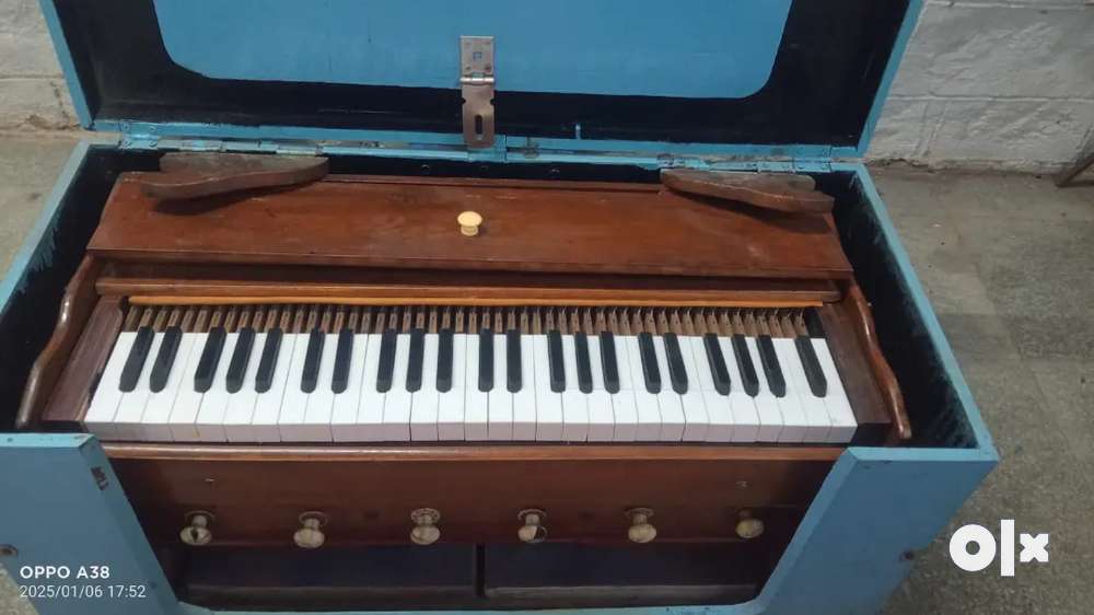 Leg harmonium hotsell