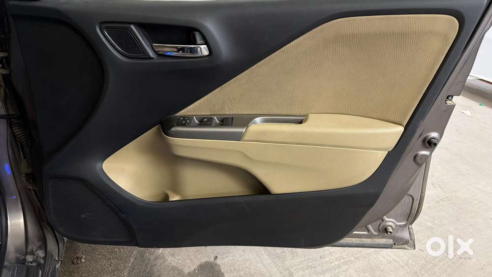 Honda City 2015-2017 I Vtec V, 2016, Petrol