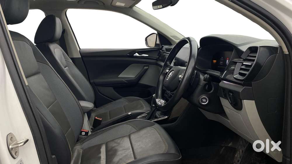 Skoda Kushaq Style 1.0l Tsi At, 2022, Petrol