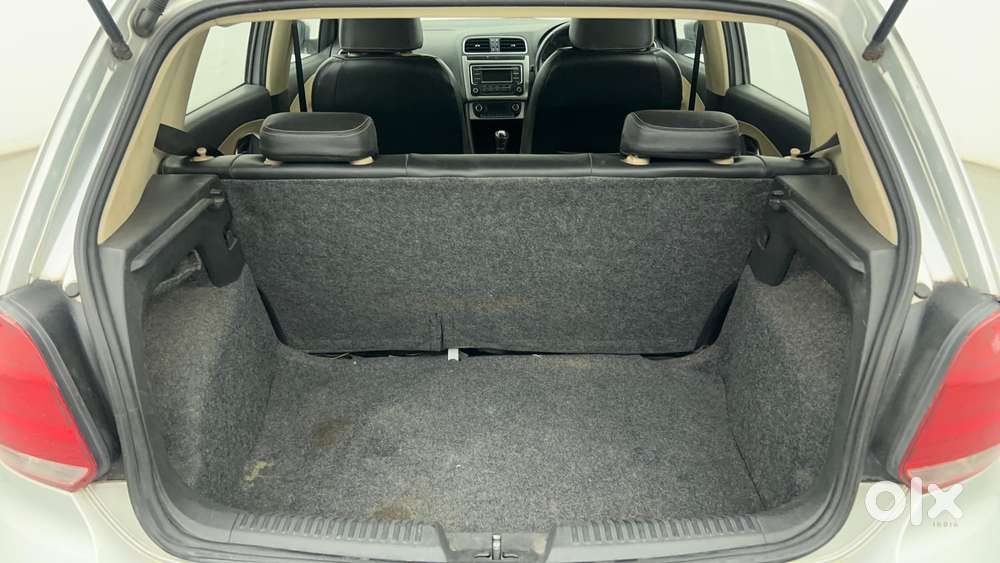 Volkswagen Polo Petrol Highline 1.2l, 2015, Petrol