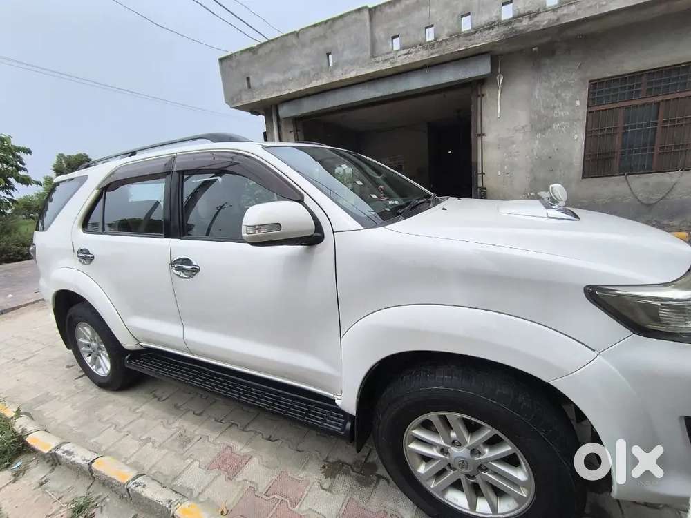 Toyota Fortuner Legender 2014