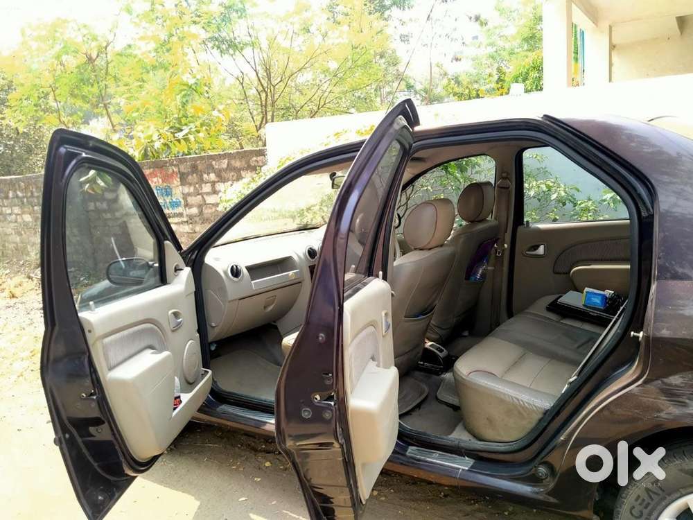 Mahindra Renault Logan 2008