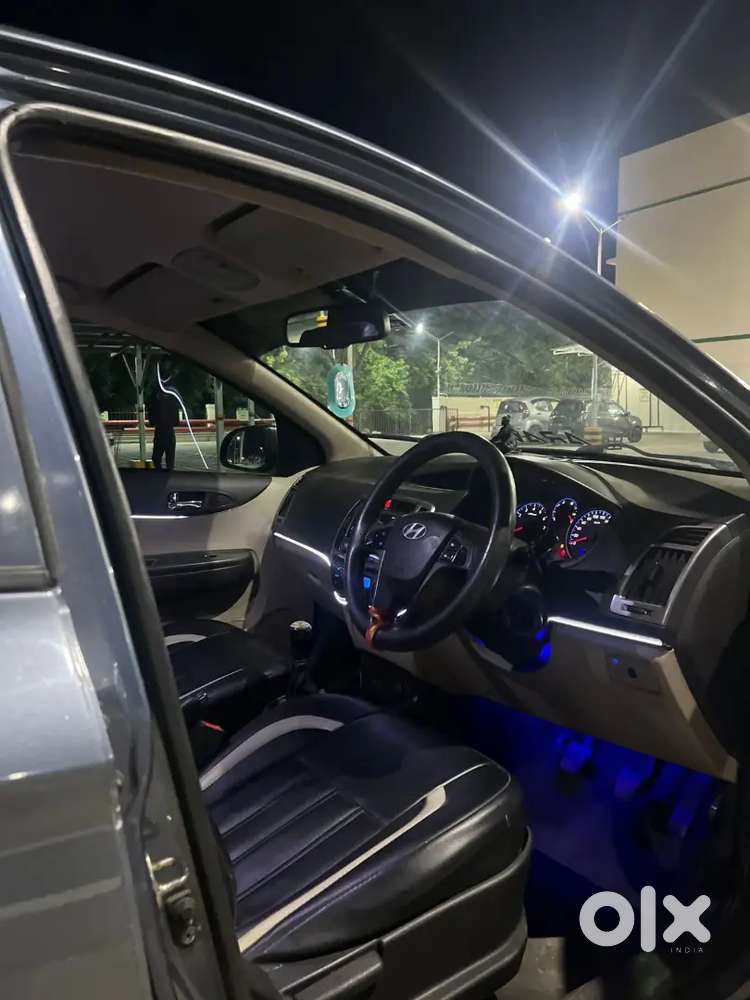 Hyundai I20 Sportz 2012 Car