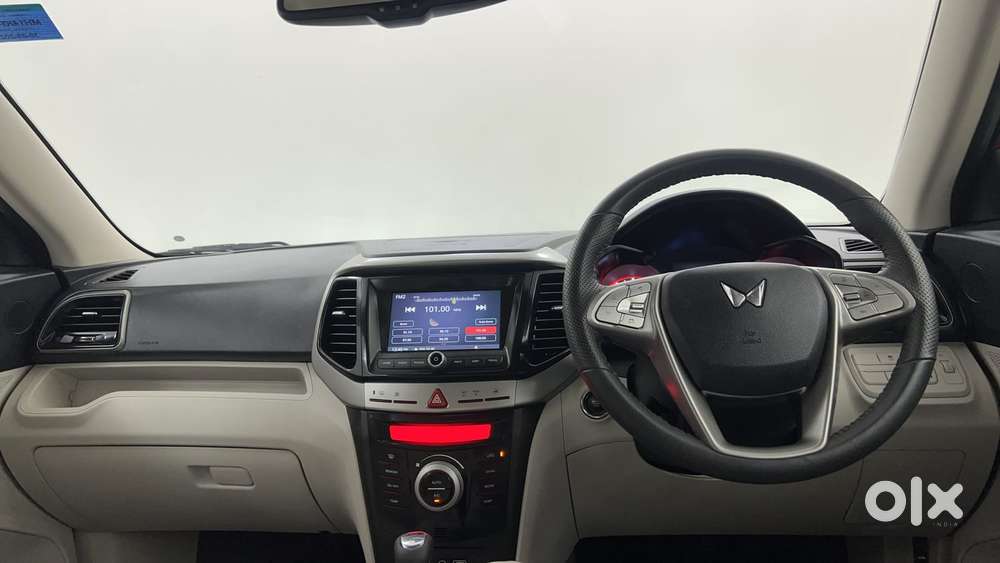 Mahindra Xuv300 1.2 W8 (o) Amt Petrol, 2022, Petrol