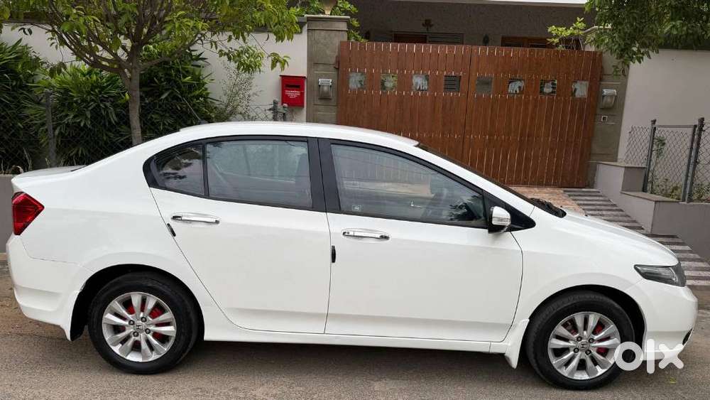 Honda City 1.5 V 4th Gen I-vtec Mt, 2013, Petrol